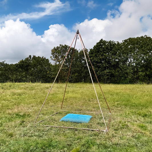 Copper/orgonite Deluxe Lite Duty Nubian Meditation Pyramid 3 Feet Base with 5 corner connectors and 8 main pipes with Orgonite connector