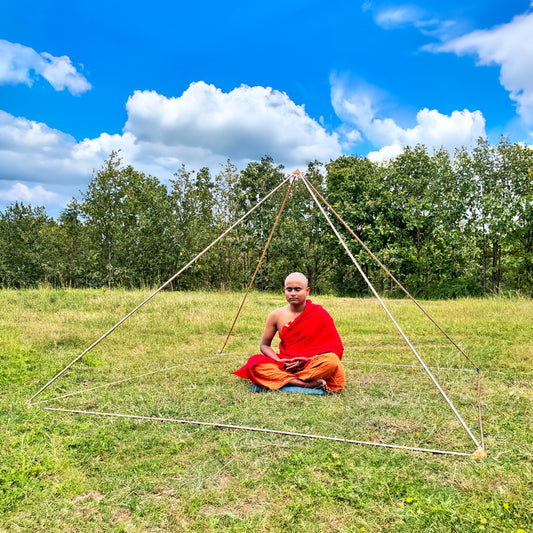Copper heavy Duty Giza Meditation Pyramid 7 Feet Base with 5 corner connectors and 8 main pipes with Handmade orgonite connectors