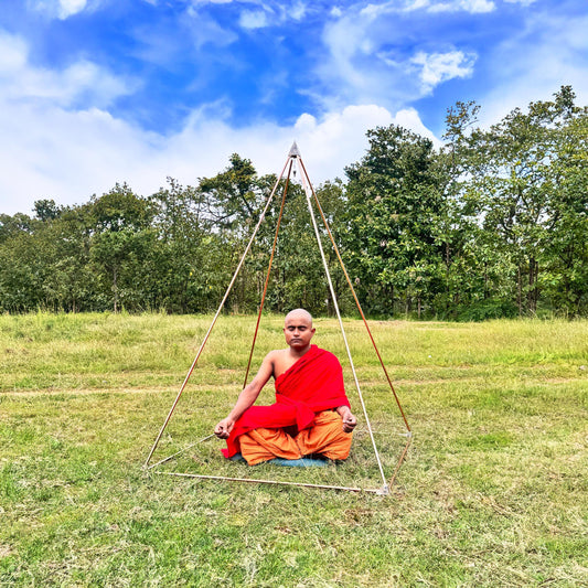 Copper/orgonite Deluxe Heavy Duty Nubian Meditation Pyramid 4 Feet Base with 5 corner connectors and 8 main pipes with Orgonite connectors